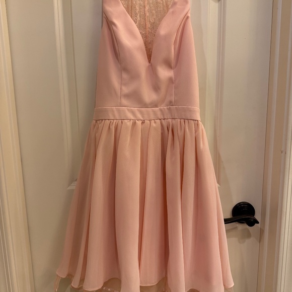 Saved By The Dress - PINK SHORT DRESS WITH LACE BACK - Picture 3 of 5